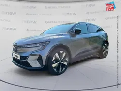 Gris Nouvelle 2025 Renault Mégane Techno SUV | 40 990 €