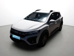 Blanc Utilisé 2023 Dacia Sandero Expression Citadine | 15 490 € (Prix assez cher)