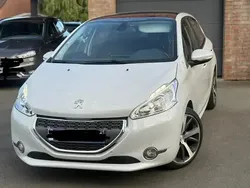 Utilisé 2015 Peugeot 208 Citadine | 8 500 € (Prix juste)