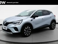 Gris Utilisé 2024 Renault Captur Evolution SUV | 19 890 € (Prix juste)