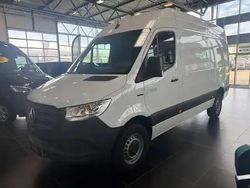 Arctic white Nouvelle 2025 Mercedes E-Sprinter Van | 59 900 €