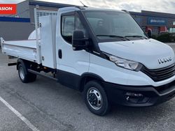 Blanc Utilisé 2023 Iveco Daily Van | 52 200 €