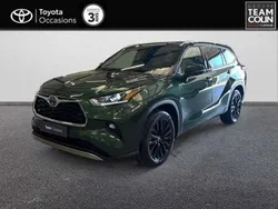 Utilisé 2023 Toyota Highlander Lounge SUV | 63 880 € (Prix juste)