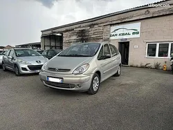 Beige Utilisé 2003 Citroën Xsara Picasso Exclusive Monospace | 2 499 €
