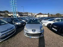 Gris Utilisé 2009 Peugeot 207 Premium Berline | 6 000 € (Prix juste)