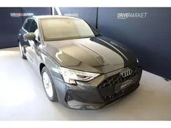Gris Utilisé 2024 Audi A3 Sportback S-Line Berline | 34 758 € (Prix juste)