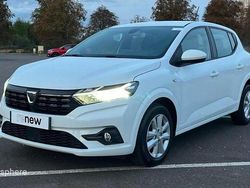 Blanc Utilisé 2022 Dacia Sandero Comfort Citadine | 13 499 € (Prix juste)