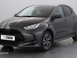 Gris Utilisé 2022 Toyota Yaris Hybrid Design Berline | 18 999 € (Prix juste)