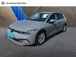 Gris Nouvelle 2024 VW Golf VIII Life Berline | 28 990 € (Prix assez cher)