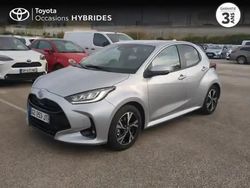 Gris minéral (m) Utilisé 2024 Toyota Yaris Hybrid Design Berline | 21 990 € (Prix juste)