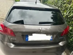 Utilisé 2015 Peugeot 308 Business-Line Berline | 7 500 € (Prix juste)