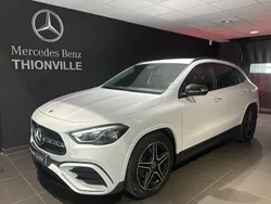 Blanc Utilisé 2023 Mercedes GLA200 AMG SUV | 43 990 € (Prix cher)