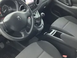 Blanc Utilisé 2018 Peugeot Partner Premium Monospace | 11 988 €
