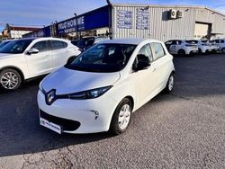 Blanc Utilisé 2017 Renault Rapid Life Berline | 8 490 €