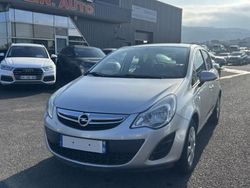 Gris Utilisé 2011 Opel Corsa Edition Citadine | 5 990 € (Prix assez cher)