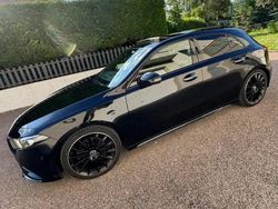 Noir Utilisé 2019 Mercedes A200 AMG line Berline | 26 800 € (Prix cher)