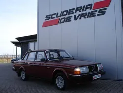 Marron Utilisé 1983 Volvo 240 Berline | 17 950 €