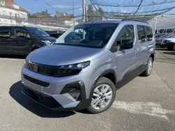 Gris Nouvelle 2025 Peugeot Rifter Allure Monospace | 26 990 € (Prix juste)