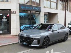 Gris Utilisé 2023 BMW 750e M Sport Berline | 87 990 € (Prix juste)