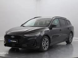 Noir Utilisé 2023 Ford Focus ST-Line X Break | 24 499 € (Prix juste)