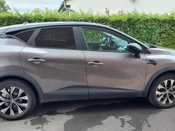 Gris Utilisé 2024 Renault Captur Evolution SUV | 21 900 € (Bon prix)