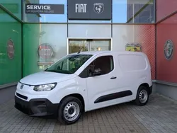 Blanc icy Nouvelle 2025 Fiat Doblò Connect Monospace | 21 990 € (Prix juste)