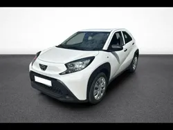 Blanc Utilisé 2023 Toyota Aygo Active Citadine | 13 990 € (Prix juste)