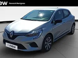 Gris Utilisé 2023 Renault Clio V Equilibre Citadine | 15 190 € (Prix juste)