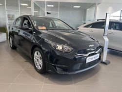 Noir Utilisé 2025 Kia Ceed Active | 25 490 €