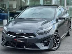 Gris Utilisé 2024 Kia Ceed GT-Line Berline | 29 990 € (Prix cher)