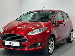 Rouge Utilisé 2016 Ford Fiesta Titanium Citadine | 7 490 € (Prix juste)