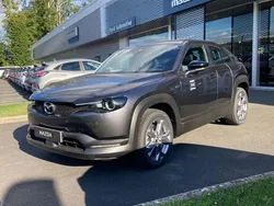 Blanc Utilisé 2024 Mazda MX30 Prime-Line SUV | 29 900 €