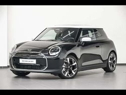 Noir Nouvelle 2024 Mini Cooper SE Citadine | 34 950 € (Prix assez cher)
