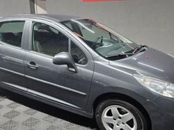 Utilisé 2011 Peugeot 207 Urban Move Citadine | 4 990 € (Bon prix)