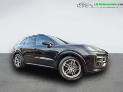 Utilisé 2024 Porsche Cayenne SUV | 118 800 € (Prix juste)