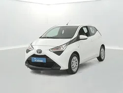 Utilisé 2021 Toyota Aygo X-play Citadine | 12 990 € (Prix juste)