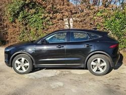 Noir Utilisé 2019 Jaguar E-Pace SE SUV | 21 000 € (Bon prix)