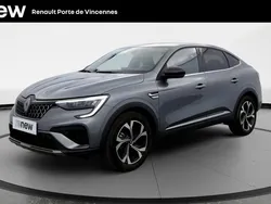Gris Utilisé 2024 Renault Arkana SUV | 27 490 € (Prix assez cher)