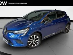 Bleu Utilisé 2023 Renault Clio V Techno Citadine | 17 490 € (Prix juste)