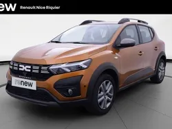 Orange Utilisé 2023 Dacia Sandero Expression Citadine | 15 799 € (Prix juste)
