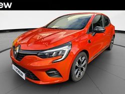 Orange Utilisé 2022 Renault Clio V LIMITED Citadine | 14 990 € (Prix juste)