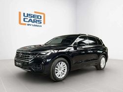 Noir Utilisé 2020 VW Touareg R-line SUV | 41 528 € (Prix juste)