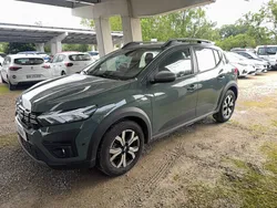 Gris Utilisé 2023 Dacia Sandero Expression Citadine | 15 490 € (Prix juste)