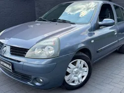 Gris Utilisé 2005 Renault Clio II Campus Berline | 2 950 € (Prix juste)