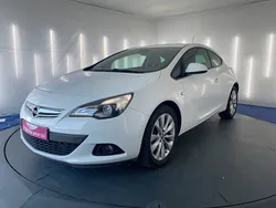 Utilisé 2012 Opel Astra GTC Edition Berline | 9 800 €