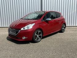 Rouge Utilisé 2015 Peugeot 208 GTi Citadine | 10 900 € (Prix juste)