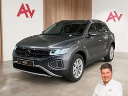 Gris Nouvelle 2025 VW T-Roc Life SUV | 30 990 € (Super prix)