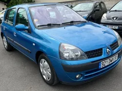 Bleu Utilisé 2003 Renault Clio II Citadine | 2 590 € (Bon prix)