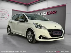 Blanc Utilisé 2016 Peugeot 208 Style Citadine | 7 480 € (Prix juste)
