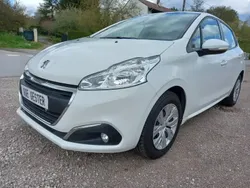 Blanc Utilisé 2019 Peugeot 208 Premium Citadine | 8 790 €